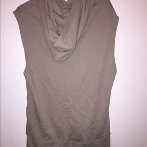 Forever 21 tan sleeveless hoodie